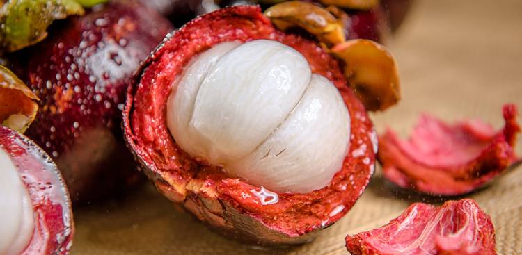 Discover Lychee Benefits and Side Effects - A Comprehensive Guide to This Tropical Gem